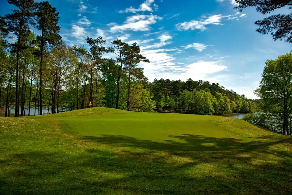 Türkiye ve Azerbaycan golfçüleri Zafer Turnuvası’nda bir araya geldi